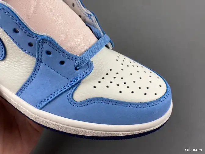 Kick Theory First Air in Flight Jordan FD2596-400 WMNS 1 OG High 0513